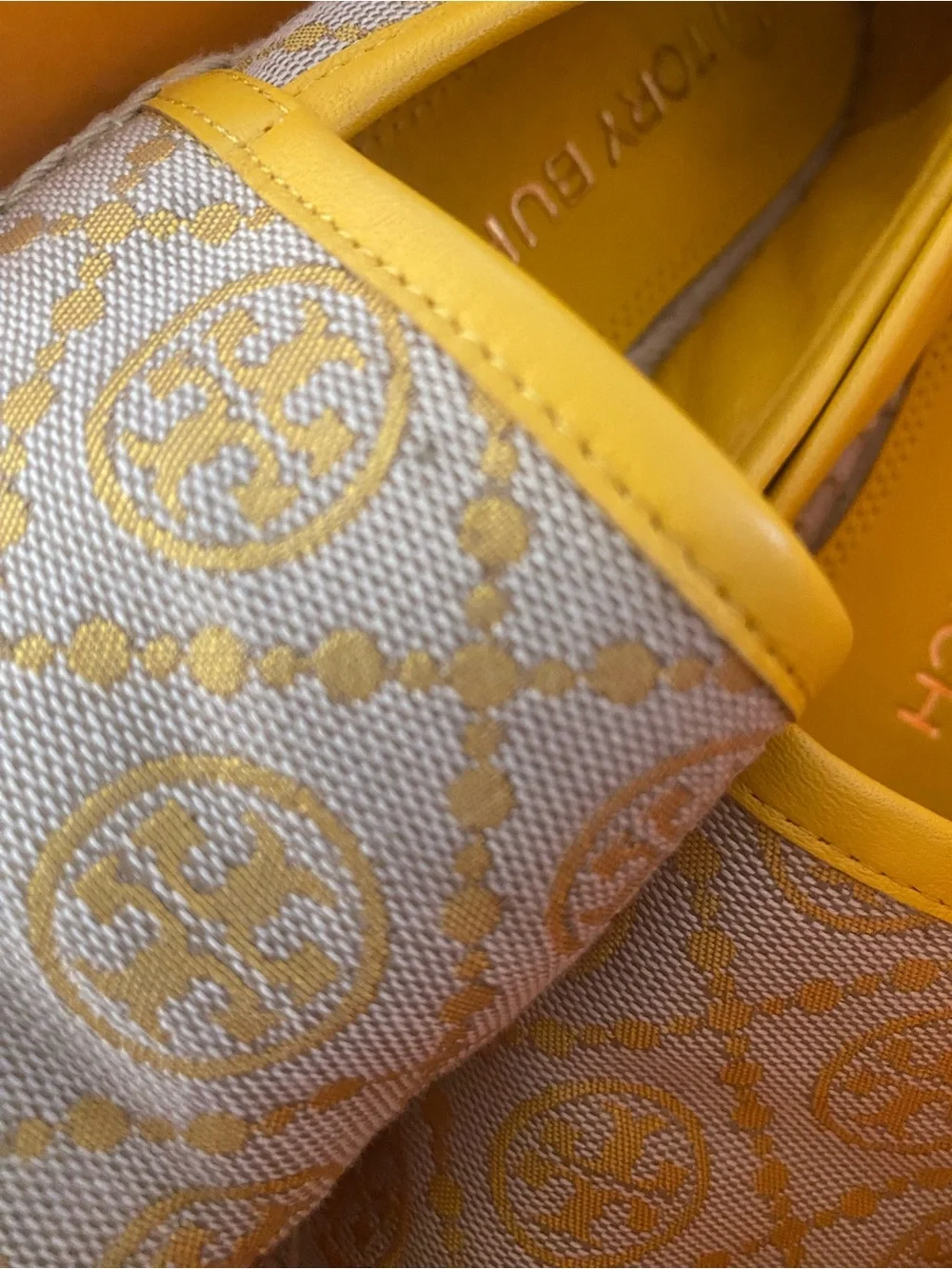 Tory Burch Goldfinch Yellow T Monogram Espadrilles size 6